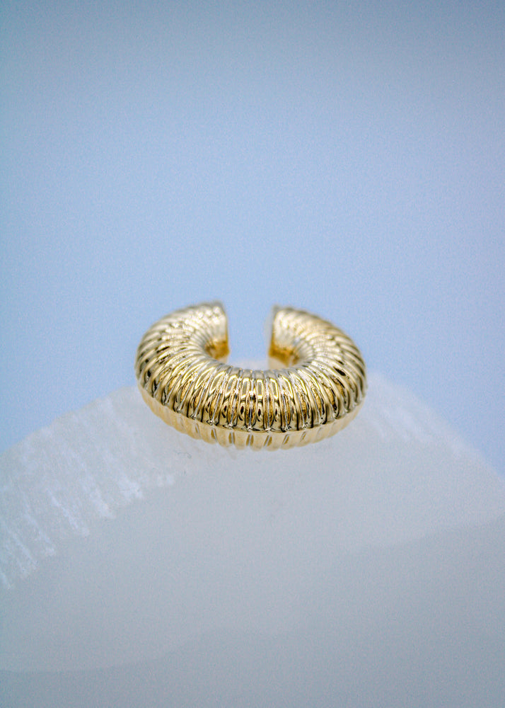 CHUNKY CARACOL EAR CUFF